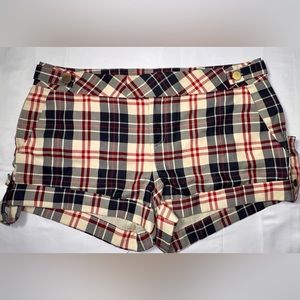 Women’s XXi plaid cuffed shorts with gold button details. Size Large